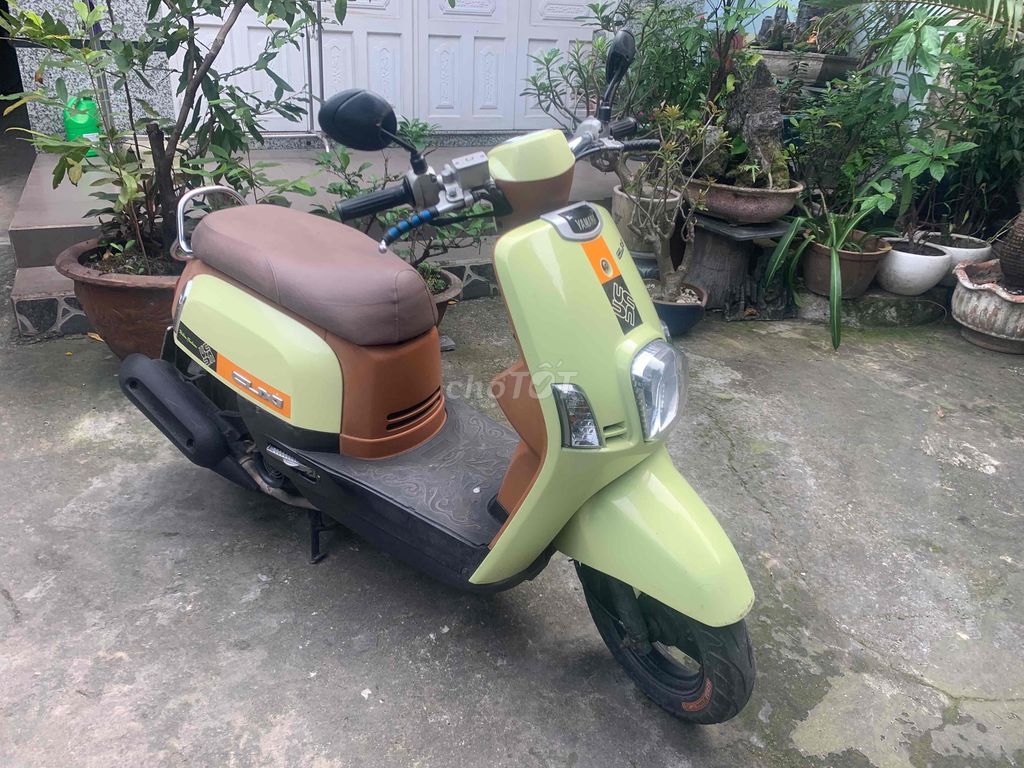 Yamaha Cuxi 2012. Nhỏ gọn. Rất đẹp.Máy cực kỳ êm