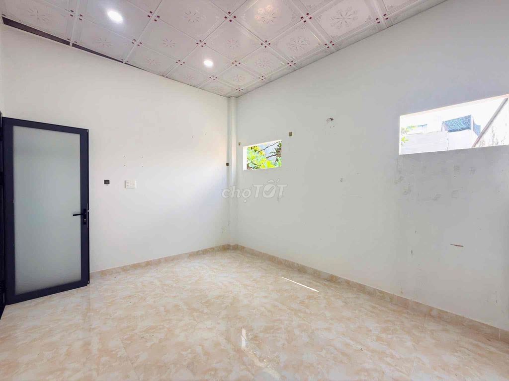 4,5m ❌ 18m, 4 phòng ngủ, nhà 2 tầng, Gò Vấp, hẻm nhựa thông, chỉ 5.x t