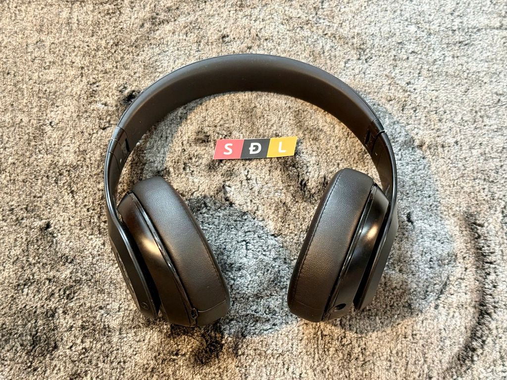 Tai nghe chụp không dây Beats Studio 2 model B0501