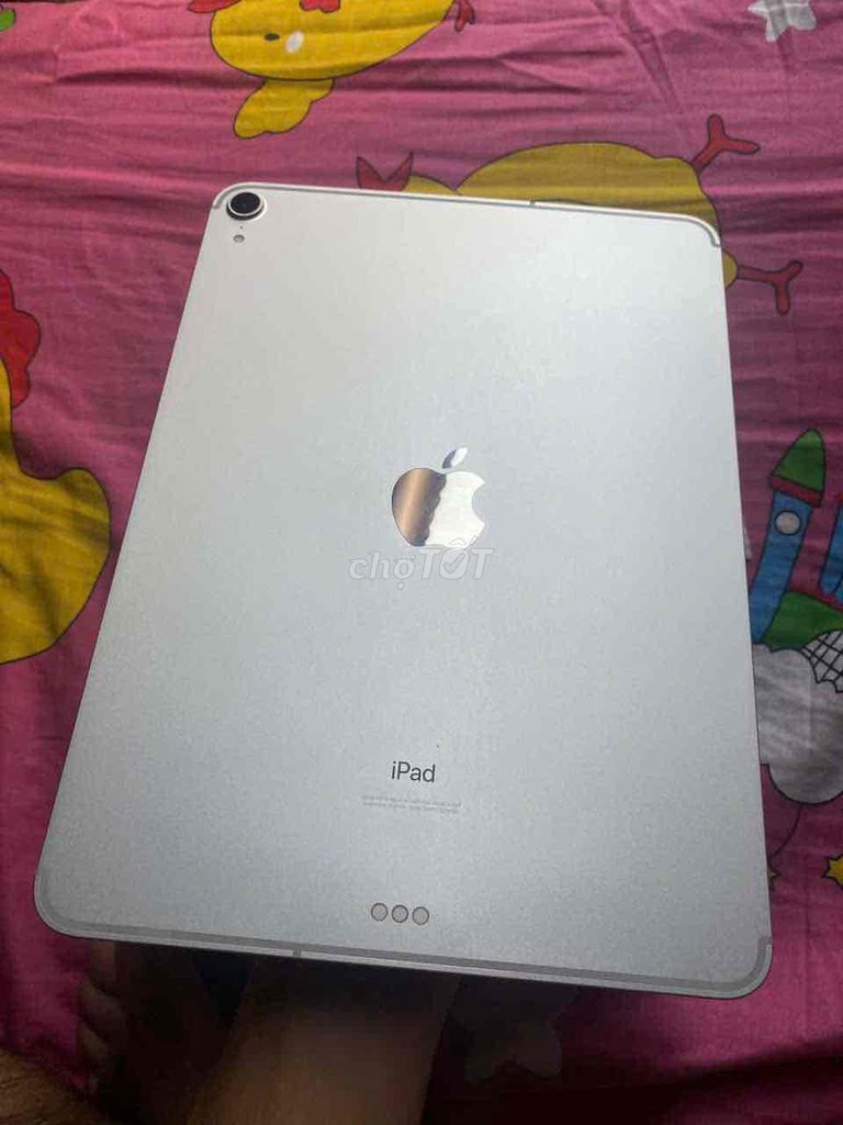 Apple iPad Pro 2018 11 inch 64GB 5G Zin Full CN. Mua bán Máy tính bảng tại Thành phố Buôn Ma Thuột Đắk Lắk được đăng bởi Hoàng thế Vĩnh  hình 1