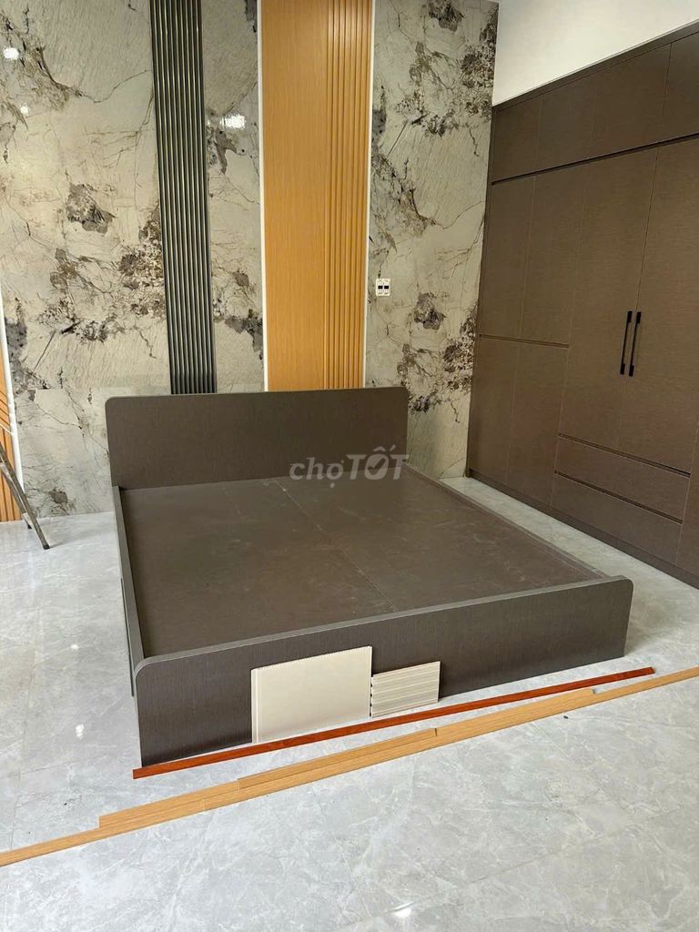 Bán nhà 3 tầng full nội thất cách biển quy nhơn 800m Bán nhà 3 tầng full nội thất cách biển quy nhơn 800m