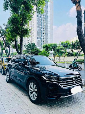 Volkswagen Touareg Luxury full 2023 , hoá đơn full. Mua bán Ô tô tại Quận 7 Tp Hồ Chí Minh được đăng bởi Phong GT Car