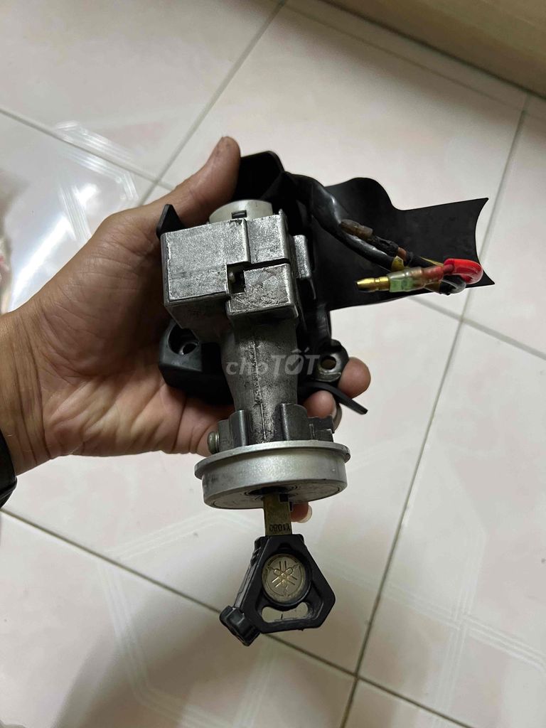 Khoá zin Ex150, Khoá AB2013, Khoá SH203, Phuộc…. Mua bán Phụ tùng xe tại Thành phố Biên Hòa Đồng Nai được đăng bởi Hùng Lê hình 6