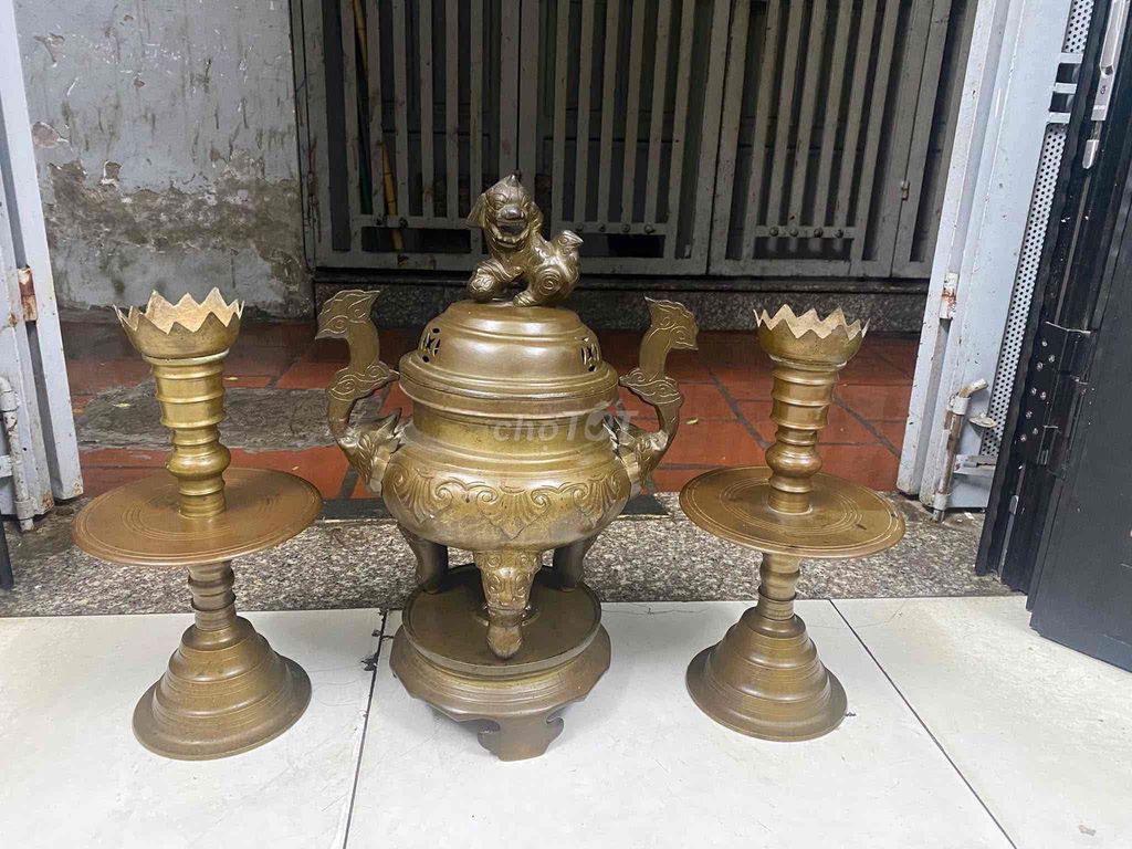 Bộ lư tam sự đồng xưa cao 48cm. Mua bán Đồ sưu tầm, đồ cổ tại Huyện Dầu Tiếng Bình Dương được đăng bởi Dung hình 1