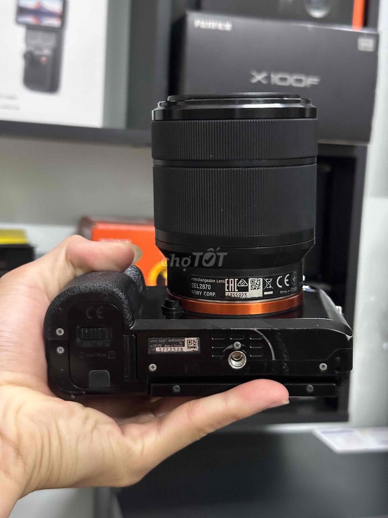 Máy ảnh Sony a7s ống kính 28-70mm. Mua bán Máy ảnh, Máy quay tại Quận Thanh Khê Đà Nẵng được đăng bởi Lê Văn Thống hình 1