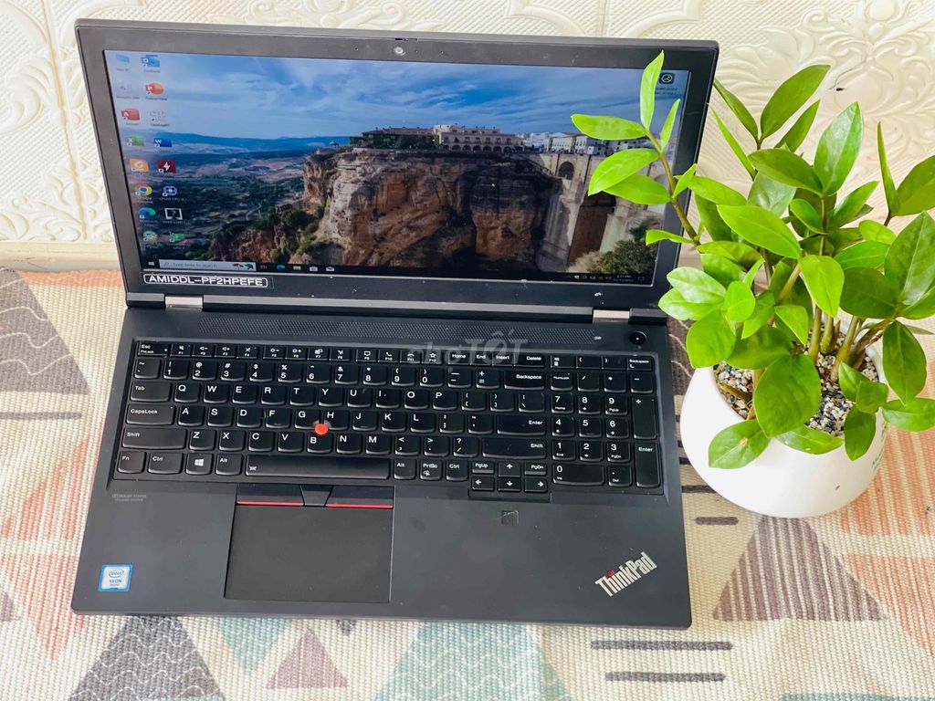 lenovo thinkpad E16 gen 1 xeon W/64/1TB GTX 3000