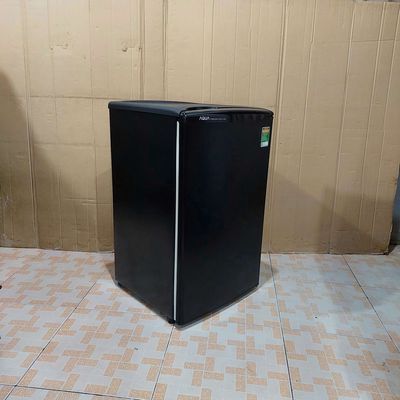 Tủ lạnh Aqua U99H7R đời mới, tiết kiệm điện năng.