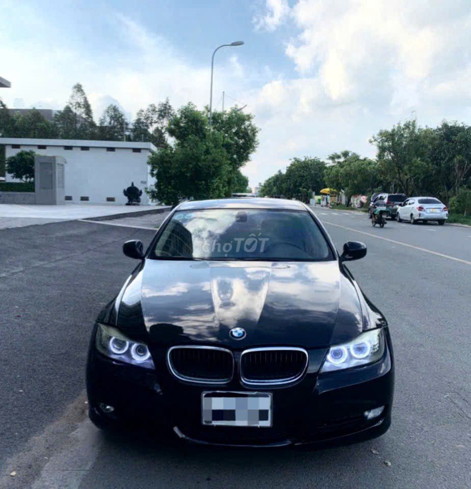 Bán rẻ BMW 330i SPORT 2012 iEdition rất đẹp!. Mua bán Ô tô tại Huyện Bình Chánh Tp Hồ Chí Minh được đăng bởi NGUYỄN LÂM PHÁT hình 2