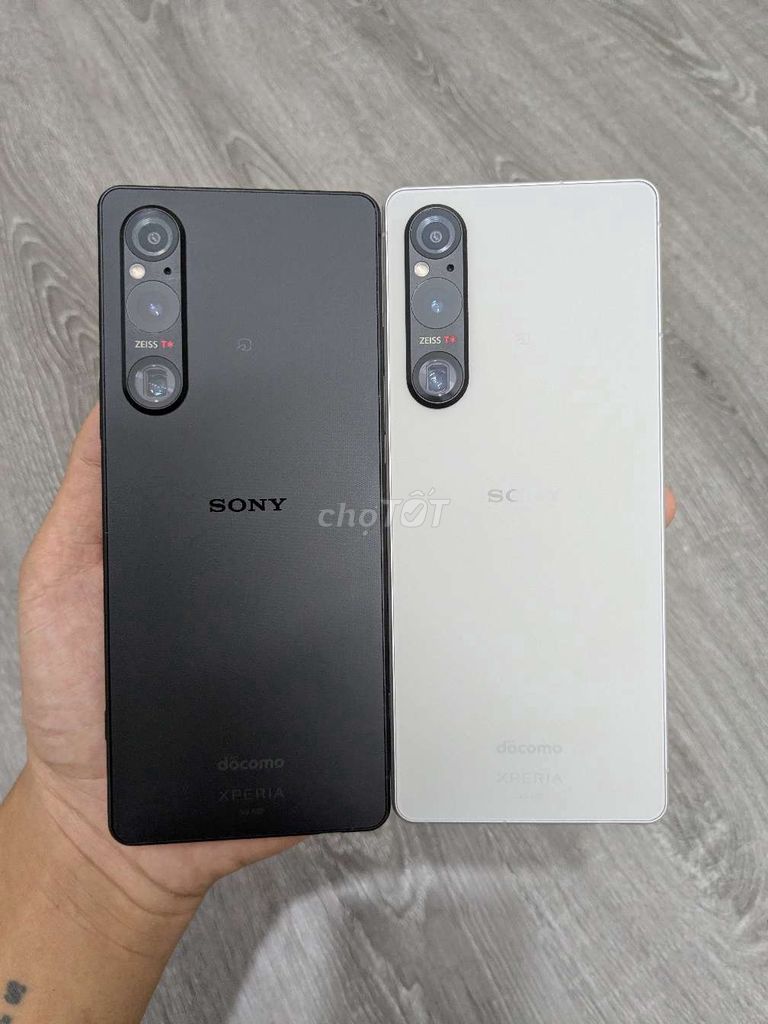 Sony Xperia 1 V Đen, Bạc Đã sử dụng. Mua bán Điện thoại tại Quận Cầu Giấy Hà Nội được đăng bởi 362 Store Di Động Giá Rẻ hình 1