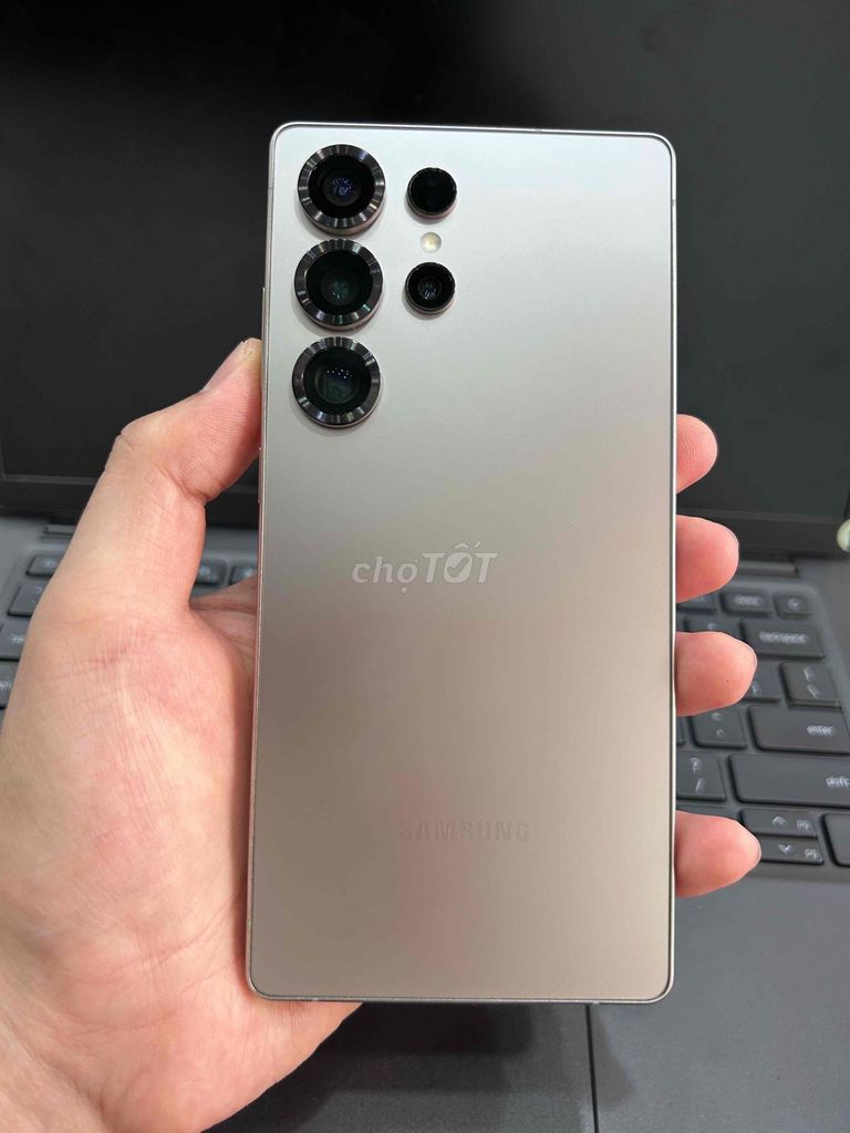 Samsung Galaxy S25 Ultra 256GB xám titan máy đẹp. Mua bán Điện thoại tại Thành phố Buôn Ma Thuột Đắk Lắk được đăng bởi Nguyễn Hoàng hình 1