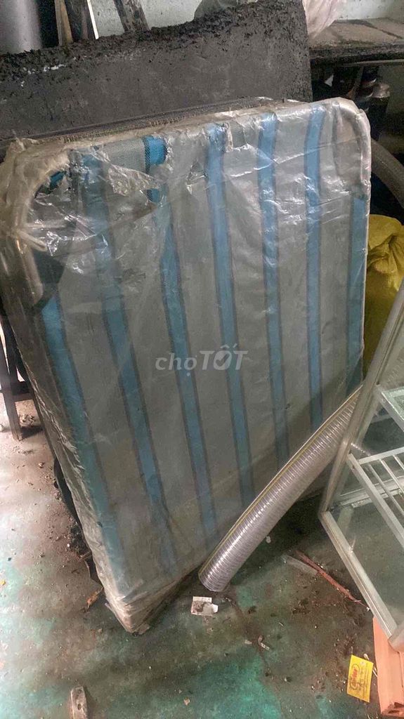 Giường xếp vải gấp gọn. Mua bán Giường, chăn ga gối nệm tại Quận Tân Phú Tp Hồ Chí Minh được đăng bởi bichsen hình 1
