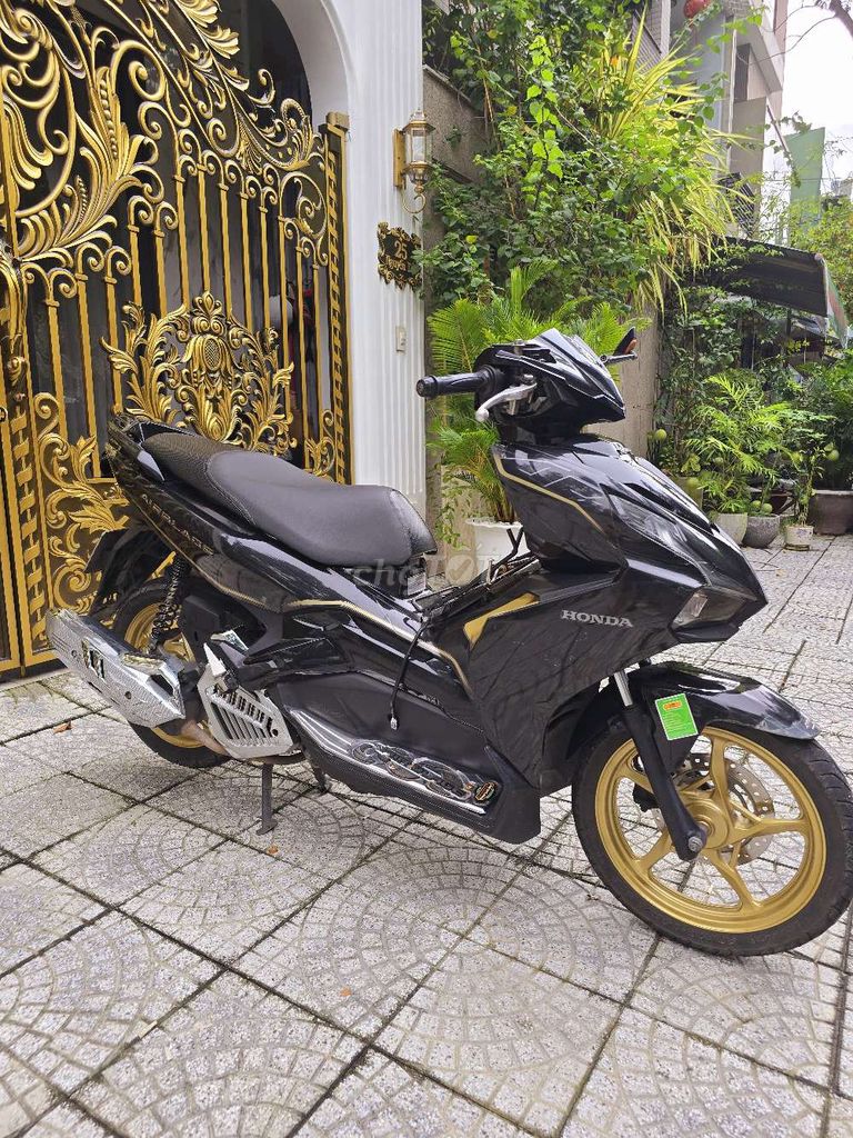 🍎BÁN AB ĐỜI MỚI ĐEN VÀNH ĐỒNG SPORT CỰC ĐẸP. Mua bán Xe máy tại Quận Hải Châu Đà Nẵng được đăng bởi cường thịnh hình 5