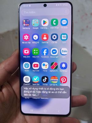 Samsung Galaxy S21+ 5G ram 8/256gb.