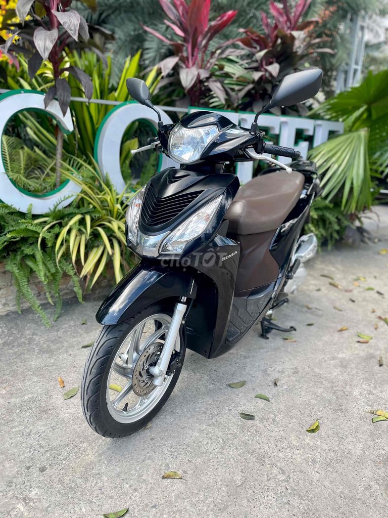 Honda Vision 2020 biển số thành phố 9c