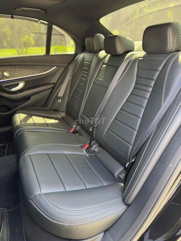 Mercedes-Benz E300 AMG 2022 Đen 16666 km. Mua bán Ô tô tại Quận 7 Tp Hồ Chí Minh được đăng bởi PHÁT ĐẠT LUXURY CAR hình 6