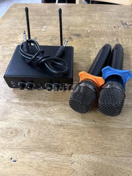 Micro không dây Bộ 2 mic Đen. Mua bán Tivi, Âm thanh tại Quận Tân Bình Tp Hồ Chí Minh được đăng bởi Hội Đồ Điện Tử hình 1