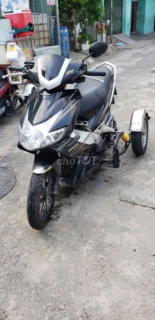 Có chiếc xe 3 bánh cho người khuyết tật cần bán. Mua bán Xe máy tại Thành phố Thuận An Bình Dương được đăng bởi hoàng hình 2