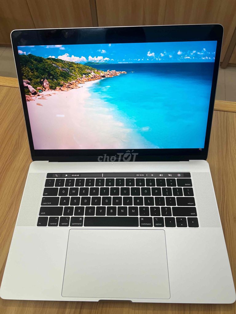 MacBook Pro 2018 15 inch,Core i7,Ram 16GB/256G. Mua bán Laptop tại Thành phố Long Xuyên An Giang được đăng bởi Laptop Mai Lý Nghĩa hình 1