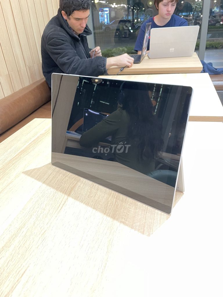 Microsoft Surface Pro 4 CPU i5/RAM 8GB/128GB. Mua bán Máy tính bảng tại Huyện Gia Lâm Hà Nội được đăng bởi Mr Toan hình 1