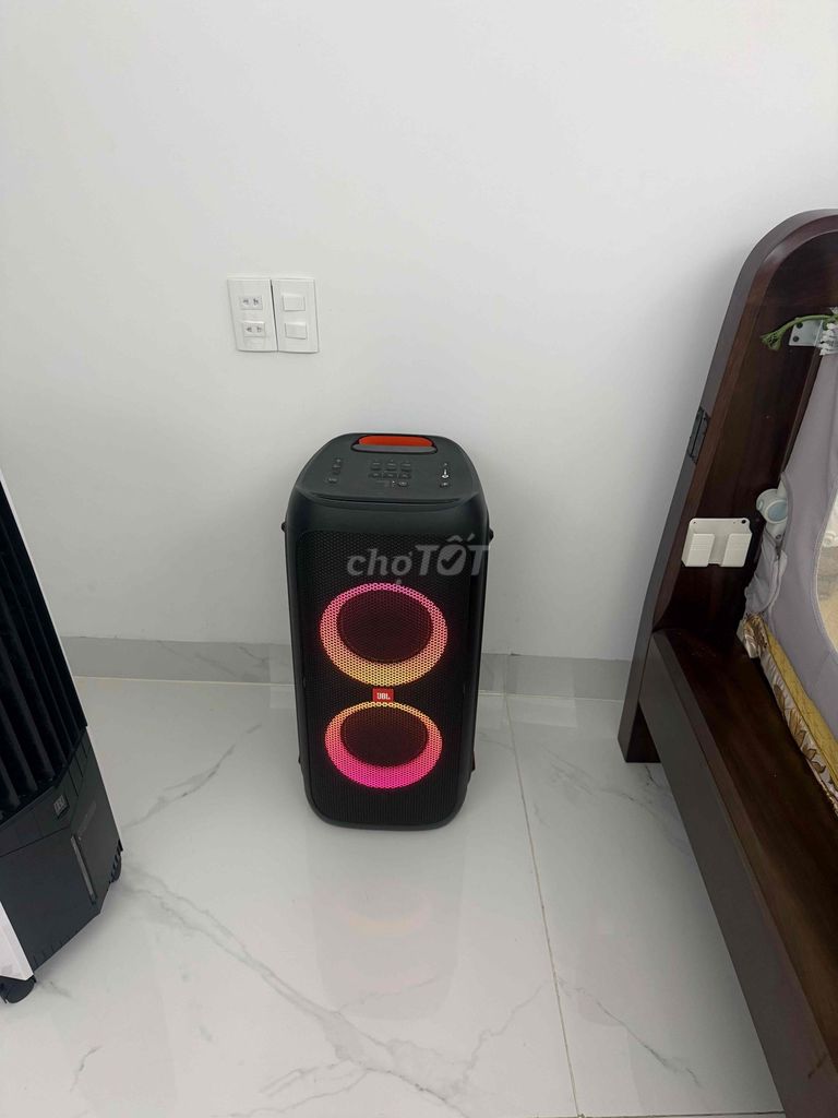 Loa kèm mic JBL 310 Đen Ít dùng. Mua bán Tivi, Âm thanh tại Quận Sơn Trà Đà Nẵng được đăng bởi Quoc hình 1