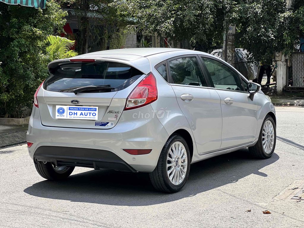 SIÊU CỌP FIESTA - Chất xe zin đẹp máy số êm mượt 💯. Mua bán Ô tô tại Quận Gò Vấp Tp Hồ Chí Minh được đăng bởi DH AUTO FORD CHUYÊN XE FORD LƯỚT CHẤT LƯỢNG CAO hình 6