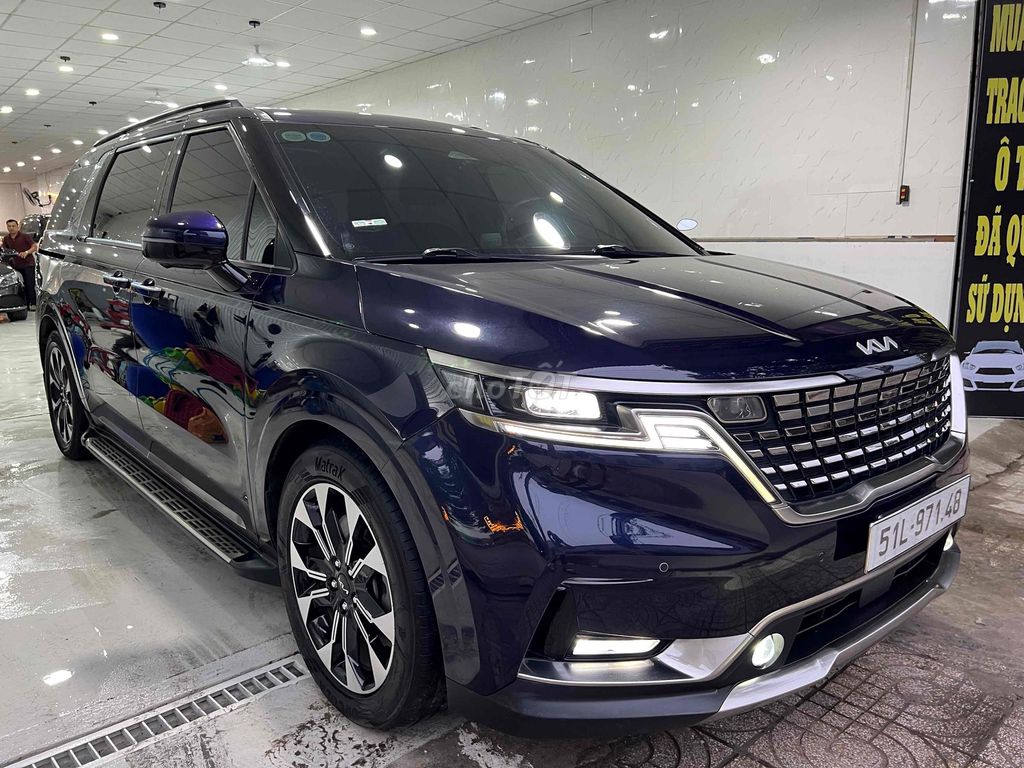 Kia Carnival 2023 Signature odo 6v siêu đẹp. Mua bán Ô tô tại Quận Bình Thạnh Tp Hồ Chí Minh được đăng bởi Nguyễn Thanh Tân hình 3