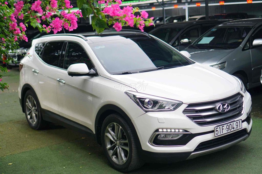 Hyundai Santa Fe 2016 2.2 AT 4WD - 90000 km. Mua bán Ô tô tại Quận Bình Tân Tp Hồ Chí Minh được đăng bởi Long  hình 4