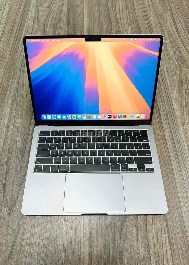 Macbook Air M2 13 inch 8/256 Space Grey