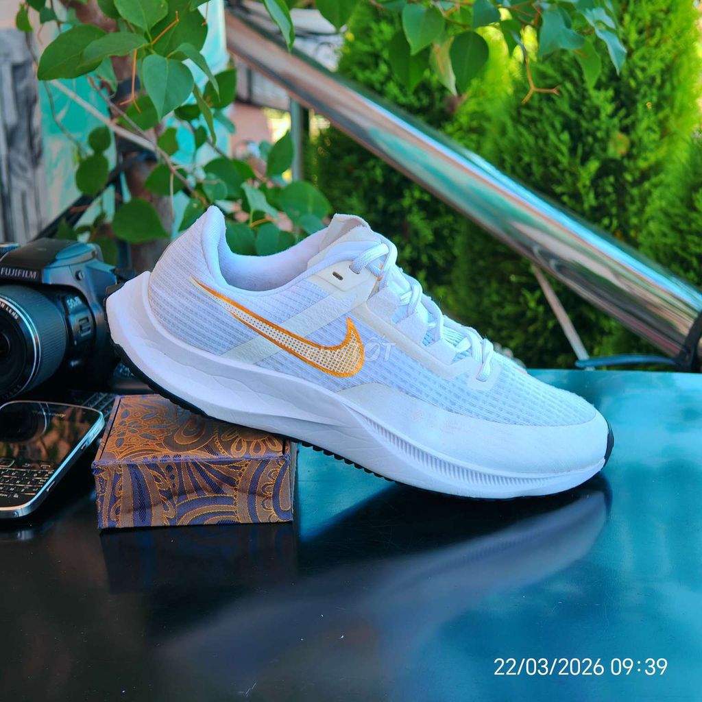 [CHÍNH HÃNG] Nike Winflo 10 mua mới 2tr5 mới 99%. Mua bán Giày dép tại Quận Đồ Sơn Hải Phòng được đăng bởi chú CÔNG AN bán giày CHÍNH HÃNG hình 1
