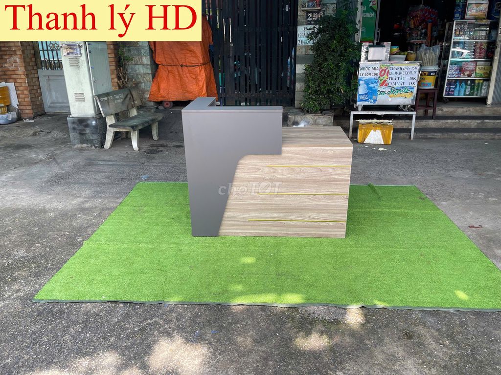 Quầy lễ tân-Quầy thu ngân-Quầy Thanh lý-Quầy 1m2=2. Mua bán Đồ dùng văn phòng tại Quận Phú Nhuận Tp Hồ Chí Minh được đăng bởi Nội Thất HD O9O253l225 hình 1