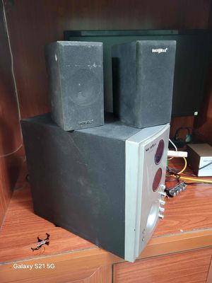 Bộ loa vi tinh Soundmax nguyên zin nghe bình thươn. Mua bán Tivi, Âm thanh tại Huyện Yên Phong Bắc Ninh được đăng bởi Trai Bắc Ninh