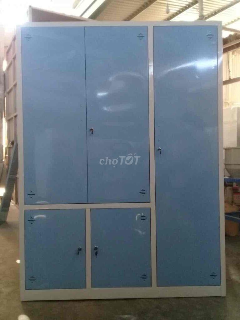 Tủ sắt sơn tĩnh điện. Mua bán Tủ, kệ gia đình tại undefined Hà Nội được đăng bởi Long hình 1