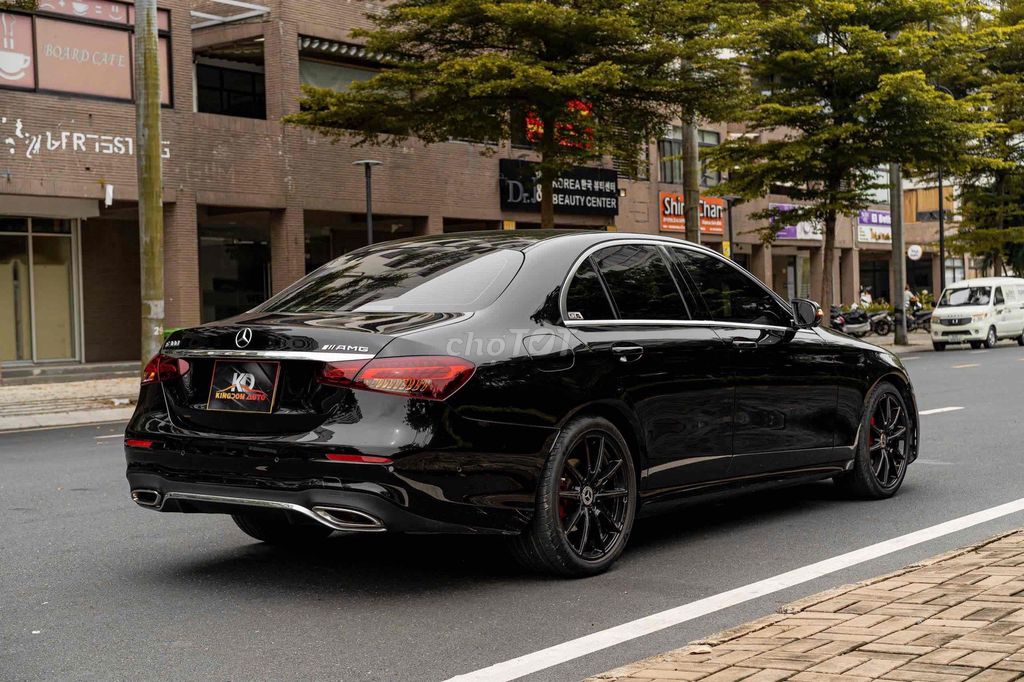 E300 AMG 2022 màu đen nt nâu siêu lướt & siêu đẹp. Mua bán Ô tô tại Quận 7 Tp Hồ Chí Minh được đăng bởi Dương Phương hình 7