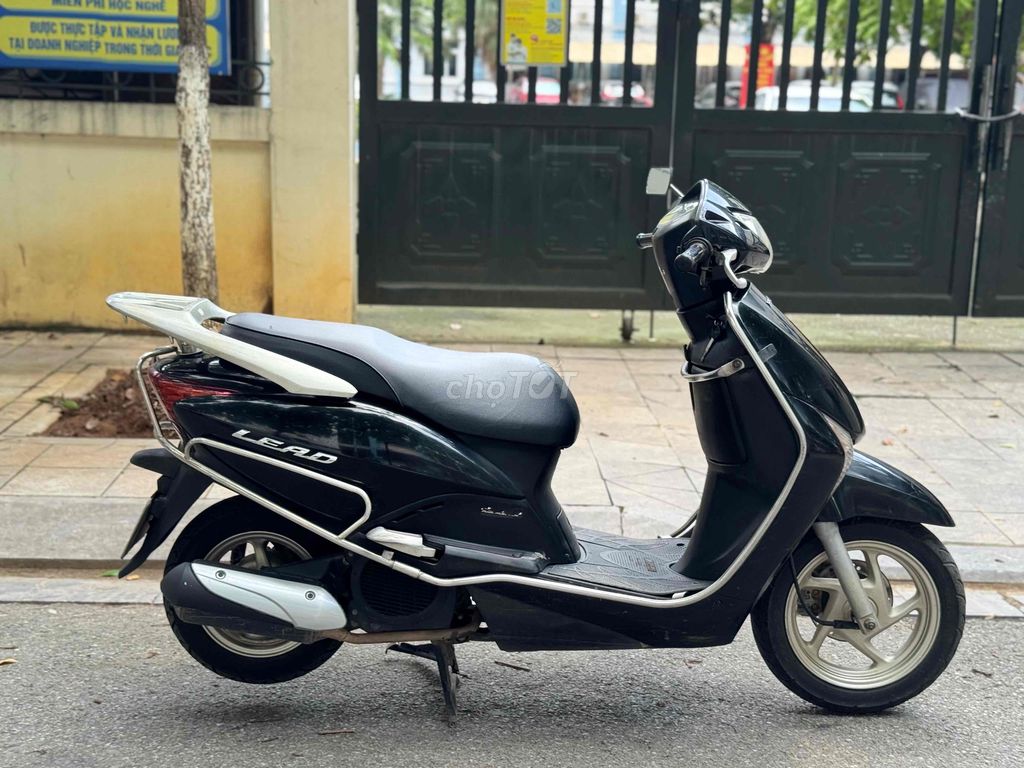 honda lead đen fi xe đẹp máy nguyên bản chạy ngon. Mua bán Xe máy tại Quận Nam Từ Liêm Hà Nội được đăng bởi Cường nguyễn hình 2