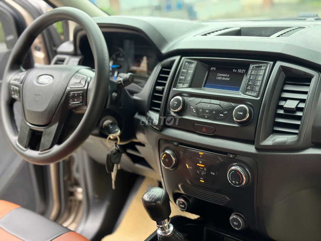 Ford Ranger 1 Cầu Số Sàn 2019 - Nhập Thái - Xe Đẹp. Mua bán Ô tô tại Quận Tân Phú Tp Hồ Chí Minh được đăng bởi Phạm Văn Thông hình 9
