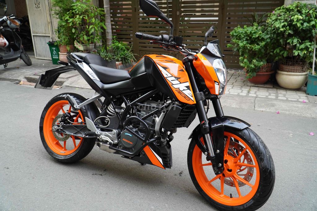 KTM Duke200 BSSG Date2021 lướt. Mua bán Xe máy tại Quận Gò Vấp Tp Hồ Chí Minh được đăng bởi Dai Nam Nguyen Tran   hình 2