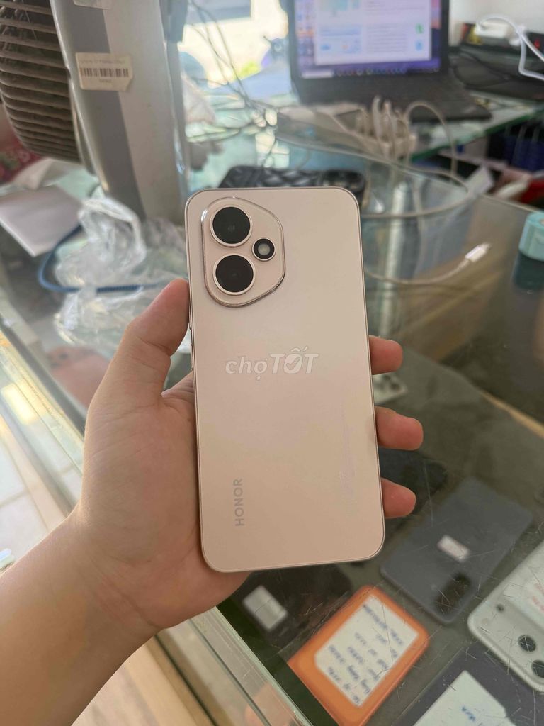 Honor 400 12GB 256GB Vàng Đã sử dụng. Mua bán Điện thoại tại Quận Đống Đa Hà Nội được đăng bởi Hoàng quân store hình 1