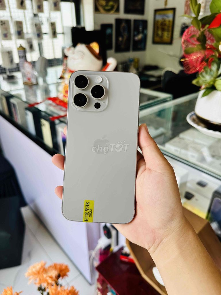 Apple iPhone 15 Pro Max 256GB titan. Mua bán Điện thoại tại Thị xã Phú Mỹ Bà Rịa - Vũng Tàu được đăng bởi Bi  hình 1