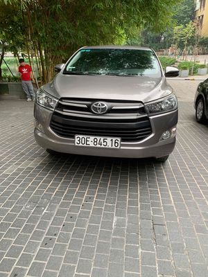 Toyota Innova 2017 2.0E - 120000 km. Mua bán Ô tô tại Quận Long Biên Hà Nội được đăng bởi A tuan