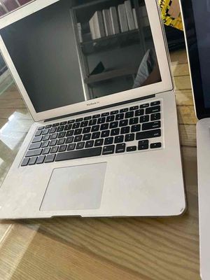 macbook air 2013 i5. Mua bán Laptop tại Thành phố Bến Tre Bến Tre được đăng bởi lê minh  mobile