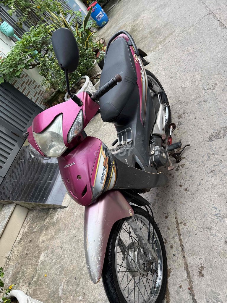 Honda Wave S 100 Hồng. Mua bán Xe máy tại Huyện Hóc Môn Tp Hồ Chí Minh được đăng bởi Hoàng Anh Tuấn hình 2