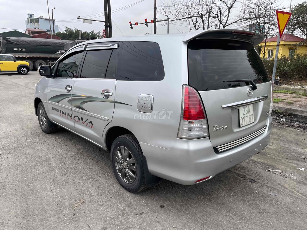 Toyota Innova 2008 bản v số at xe đẹp chất zin. Mua bán Ô tô tại Quận Ba Đình Hà Nội được đăng bởi lê phi hình 3