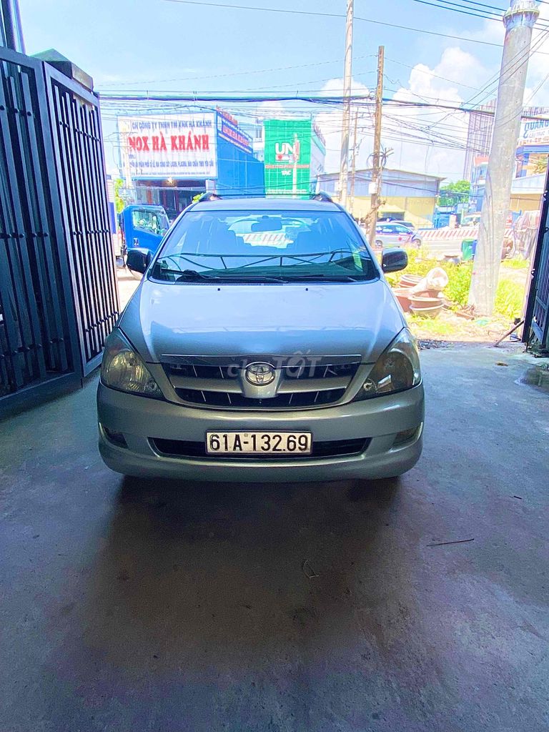 Toyota Innova 2007 G - 178000 km