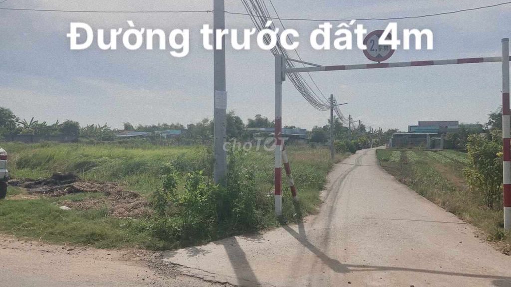 ĐẤT VƯỜN ĐƯỜNG Ô TÔ SỔ SẴN DÂN CƯ ĐÔNG VỊ TRÍ ĐẸP