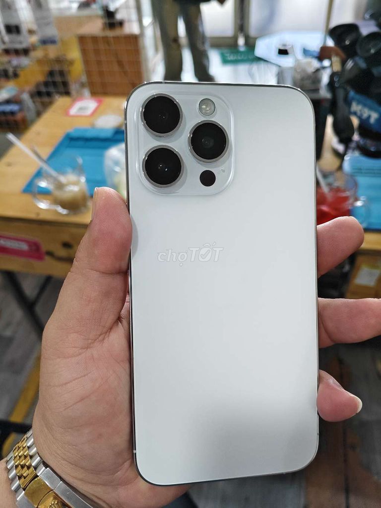 Apple iPhone 14 Pro Max Bạc Đã sử dụng. Mua bán Điện thoại tại Thành phố Rạch Giá Kiên Giang được đăng bởi Thành Lợi Apple hình 1