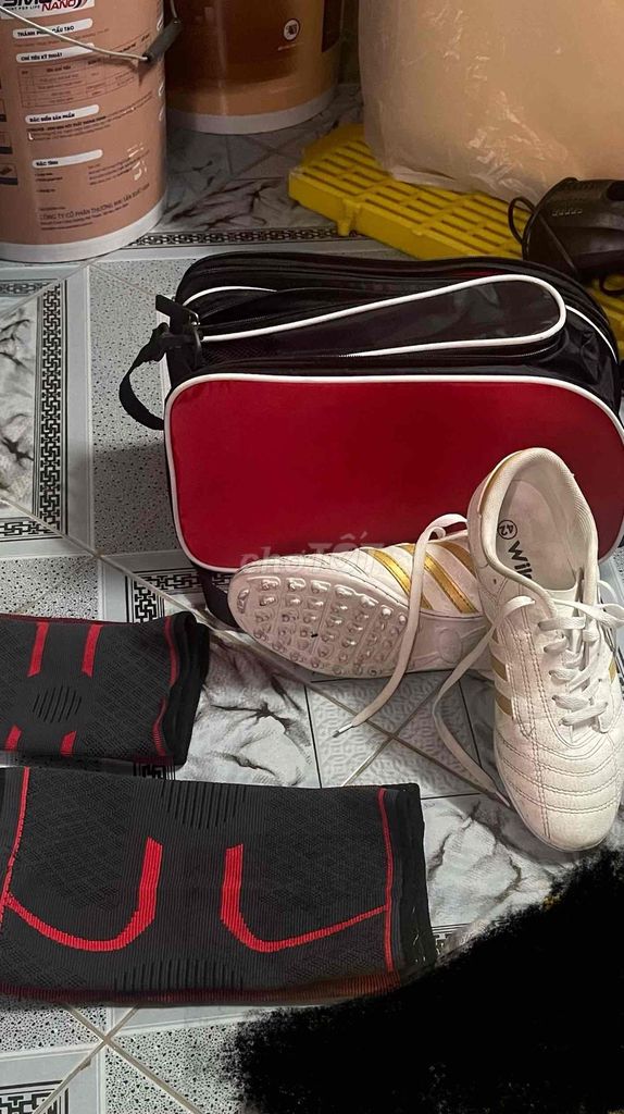 Túi thể thao Unisex Đỏ Đen Trắng. Mua bán Túi xách tại Quận Ngô Quyền Hải Phòng được đăng bởi Trần nhật anh hình 1