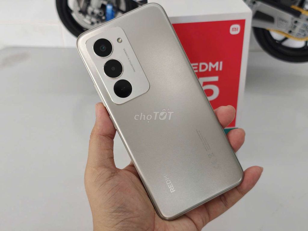Xiaomi Redmi 15 128GB Bạc. Mua bán Điện thoại tại Quận Ninh Kiều Cần Thơ được đăng bởi Lê Khang hình 1