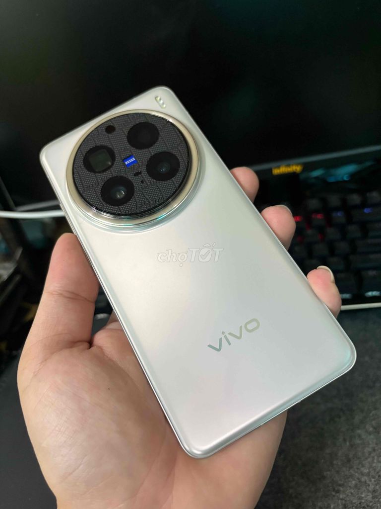 Vivo X200 Pro 256GB Trắng. Mua bán Điện thoại tại Thành phố Biên Hòa Đồng Nai được đăng bởi TH MOBILE hình 1