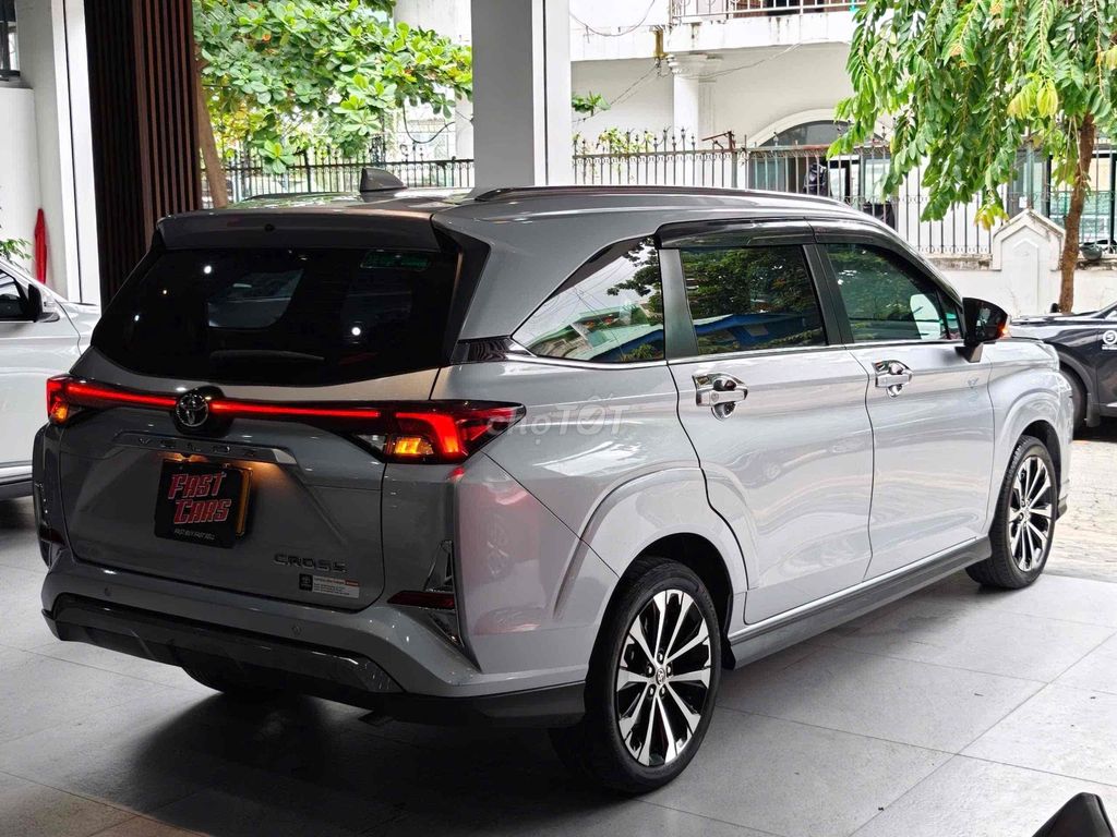 Toyota Veloz Cross Top 2024, один владелец, без нареканий