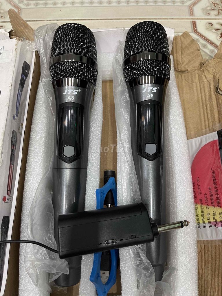 Micro không dây JTS A8 Xám mới. Mua bán Tivi, Âm thanh tại Thành phố Huế Thừa Thiên Huế được đăng bởi Thông chef hình 1